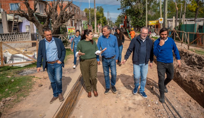 MORENO: FERNÁNDEZ Y SABATELLA RECORRIERON OBRAS HIDRÁULICAS EN BARRIO PARQUE