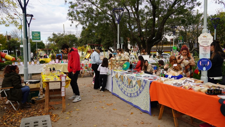 MERLO: JORNADA DE “PLAZAS CULTURALES” EN PADUA