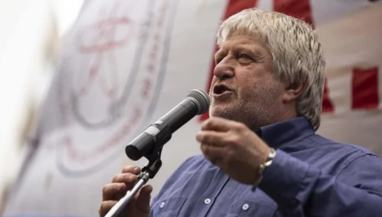 CARLOS MINUCCI: “ES UN GOBIERNO DE DESQUICIADOS, ARGENTINA AHORA ES UN PAÍS SIN RUMBO”