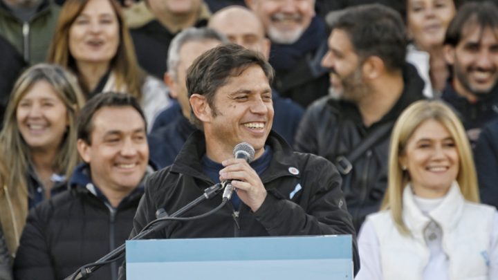 KICILLOF: “MILEI NO ESTÁ HACIENDO UNA REVOLUCIÓN, ESTÁ PRODUCIENDO UN AUMENTO INDISCRIMINADO DE LA POBREZA”