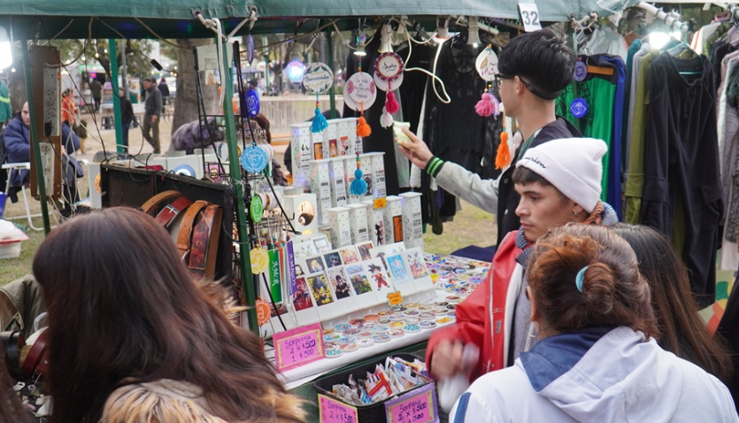 MERLENSES DISFRUTARON DE UNA NUEVA FERIA DEL ENCUENTRO
