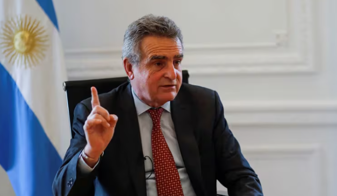 AGUSTÍN ROSSI: “SI A MILEI LE VA MAL, EL PRO VA A SER CORRESPONSABLE”