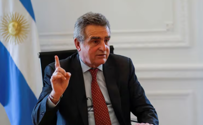 AGUSTÍN ROSSI: “SI A MILEI LE VA MAL, EL PRO VA A SER CORRESPONSABLE”