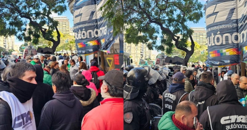 LA CTA SE HIZO OÍR FRENTE LA CASA DE MISIONES