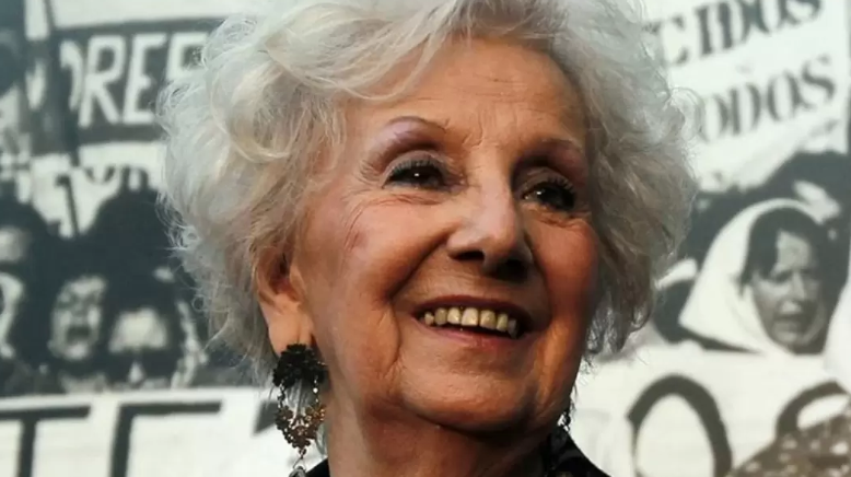 ESTELA DE CARLOTTO: “MILEI NO EXISTE COMO PRESIDENTE, VIAJA CONSTANTEMENTE”