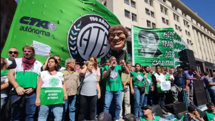 ATE MOVILIZA HOY A PLAZA DE MAYO POR LOS DETENIDOS DE LA LEY BASES