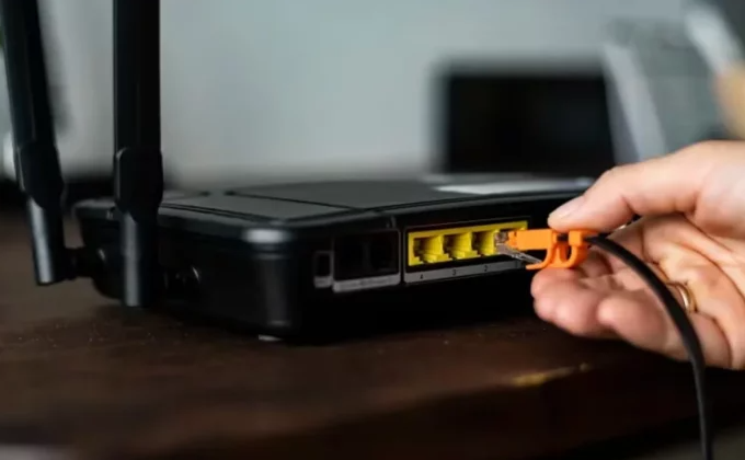 POR LA CRISIS, EL 70% DE LOS HOGARES ARGENTINOS REDUJERON SUS SERVICIOS DE INTERNET Y TV