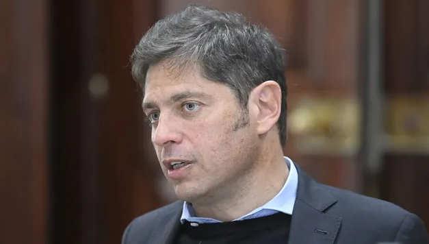 KICILLOF LLAMÓ A “CREAR UN ESCUDO” PARA PROTEGER DERECHOS QUE EL PRESIDENTE “SE PROPONE DISOLVER”