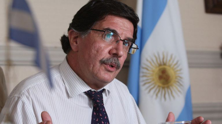 SILEONI DEFENDIÓ EL PROYECTO PARA ELIMINAR LA REPETICIÓN DE AÑO EN LA SECUNDARIA: “NO ES UN REGALO”