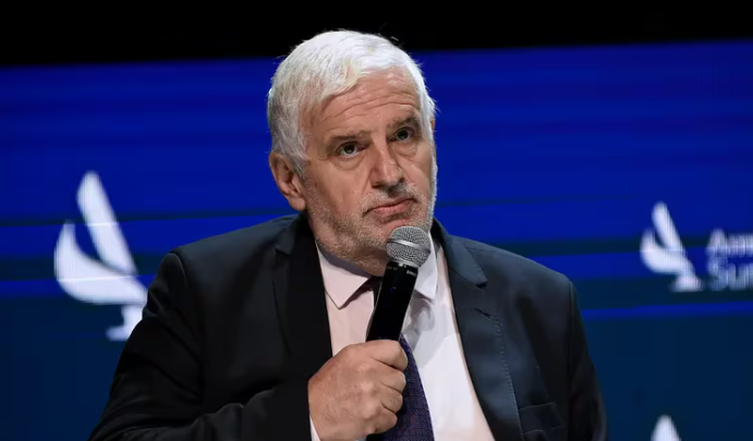 EL GOBIERNO ECHÓ AL SECRETARIO DE AGRICULTURA, FERNANDO VILELLA, Y LO REEMPLAZA SERGIO IRAETA