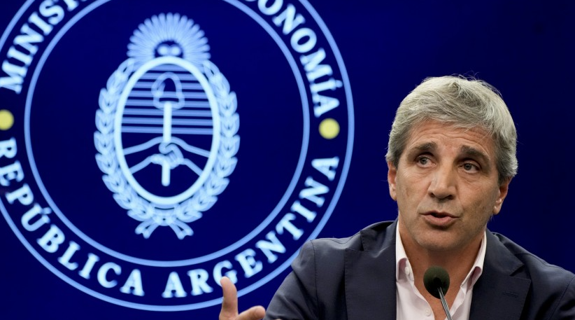 DESDE ESTE LUNES, EL GOBIERNO INTERVENDRÁ EN EL MERCADO DEL DÓLAR CONTADO CON LIQUI