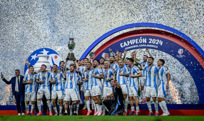 ARGENTINA BICAMPEÓN DE AMÉRICA: LE GANÓ A COLOMBIA CON UN GOL DE LAUTARO MARTÍNEZ
