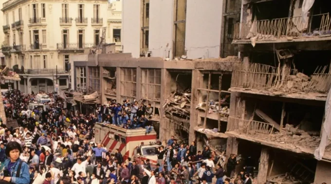 IRÁN AMENAZÓ A ARGENTINA A 30 AÑOS DEL ATENTADO A LA AMIA