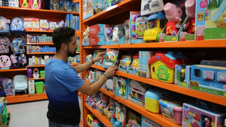 DÍA DEL NIÑO: HACER UN BUEN REGALO EN LA ARGENTINA CUESTA CASI 50 MIL PESOS