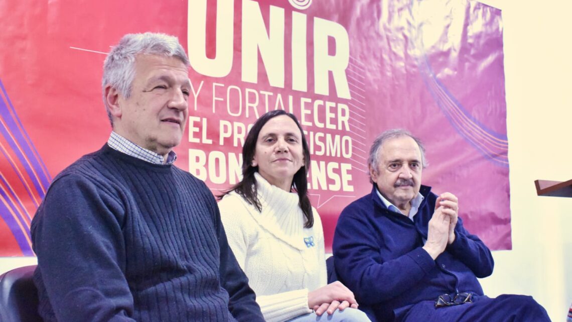 RICARDO ALFONSÍN RENUNCIÓ A LA UCR Y CONVOCÓ A LA CONSTRUCCIÓN DE UN FRENTE PROGRESISTA