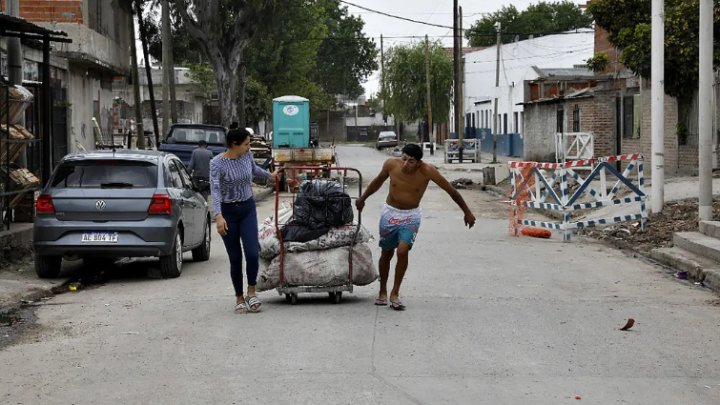 UCA: LA POBREZA ALCANZÓ AL 55% DE LA POBLACIÓN