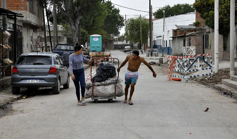 UCA: LA POBREZA ALCANZÓ AL 55% DE LA POBLACIÓN