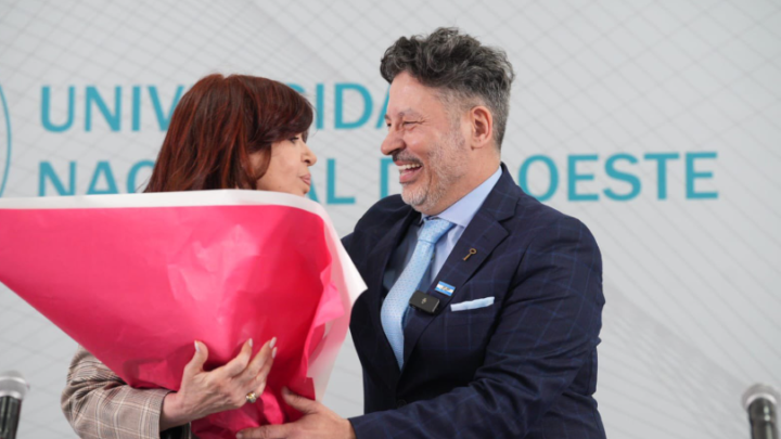 CRISTINA KIRCHNER, EN MERLO, CRITICÓ A MILEI: “ES LOCO Y NO SABE”