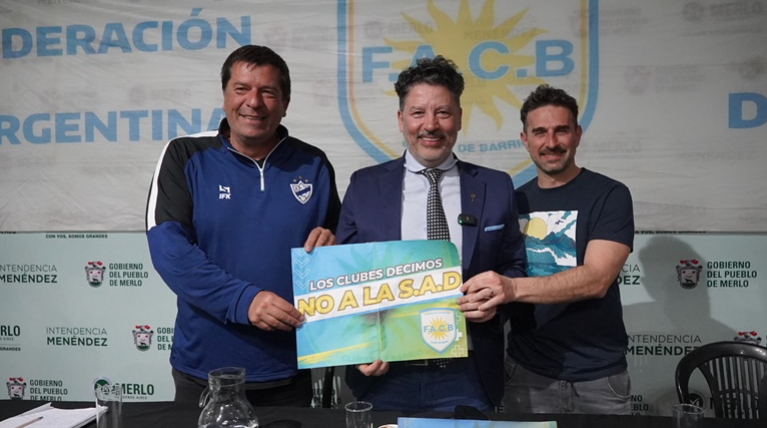 MERLO: GUSTAVO MENÉNDEZ SE REUNIÓ CON LOS REFERENTES DE LOS CLUBES DE BARRIO DEL DISTRITO
