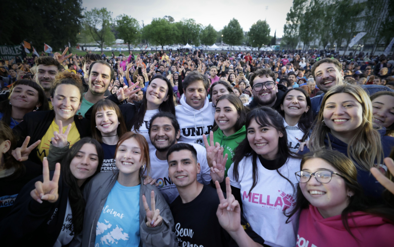KICILLOF: “DEFENDER A LAS UNIVERSIDADES ES DEFENDER EL FUTURO DE LA ARGENTINA”