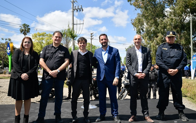 KICILLOF INAUGURÓ LA NUEVA BASE DEL GRUPO DE PREVENCIÓN MOTORIZADO EN ESCOBAR