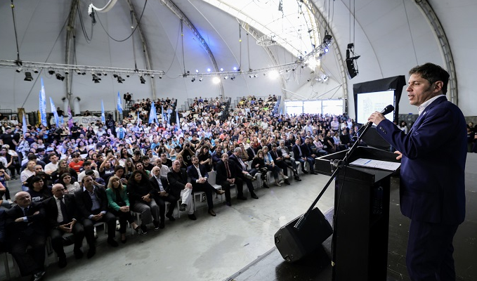 EN SAN MARTÍN, KICILLOF FIRMÓ CONVENIOS CON UNIVERSIDADES PARA REACTIVAR OBRAS PARALIZADAS POR EL GOBIERNO NACIONAL