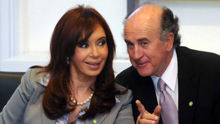 OSCAR PARRILLI: “VAN A INTENTAR PROSCRIBIR A CRISTINA Y METERLA PRESA ANTES DE FIN DE AÑO”