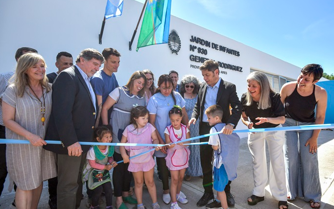 GENERAL RODRÍGUEZ: KICILLOF INAUGURÓ EL NUEVO JARDÍN DE INFANTES N°930
