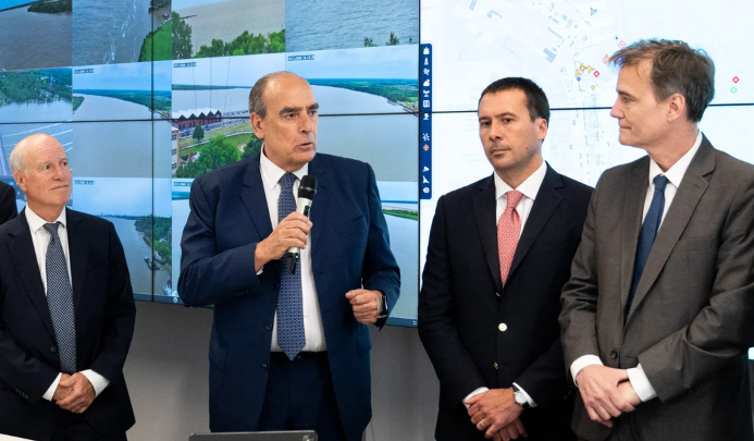 EL GOBIERNO LLAMÓ A LICITACIÓN PARA PRIVATIZAR LA HIDROVÍA CON UN CONTRATO A 30 AÑOS