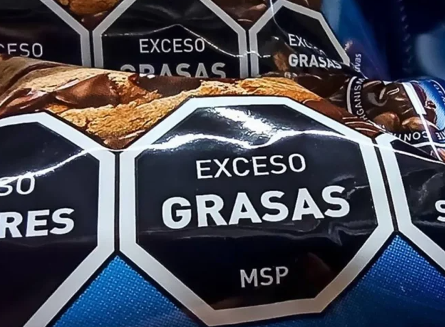 EL PRO PRESIONA PARA ELIMINAR EL ETIQUETADO FRONTAL DE ALIMENTOS