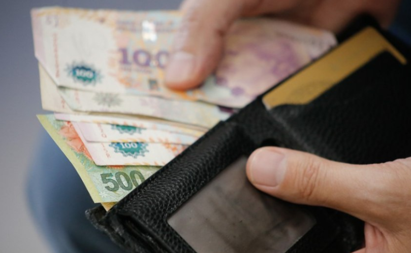 SERVICIOS: UNA FAMILIA NECESITA EN PROMEDIO MÁS DE $130 MIL MENSUALES PARA PAGAR LAS TARIFAS