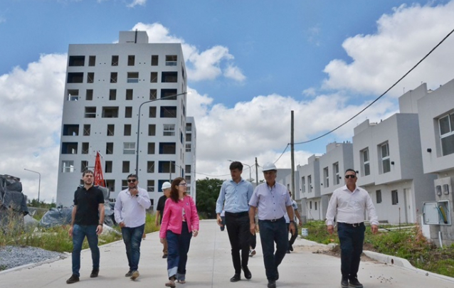 BATAKIS EN MORÓN: “BUSCAMOS RESPONDER AL ABANDONO Y AL AJUSTE DEL GOBIERNO NACIONAL”