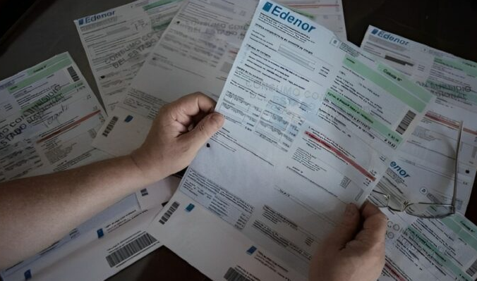 EL GOBIERNO CONFIRMÓ QUE EN DICIEMBRE AUMENTARÁN LA LUZ, EL GAS Y LA NAFTA