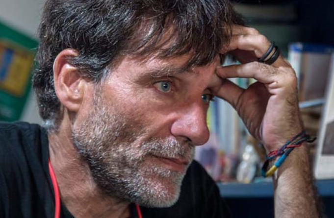 “PACO” OLVEIRA: “YA NO CONVIVO CON GENTE POBRE, SINO CON INDIGENTES”