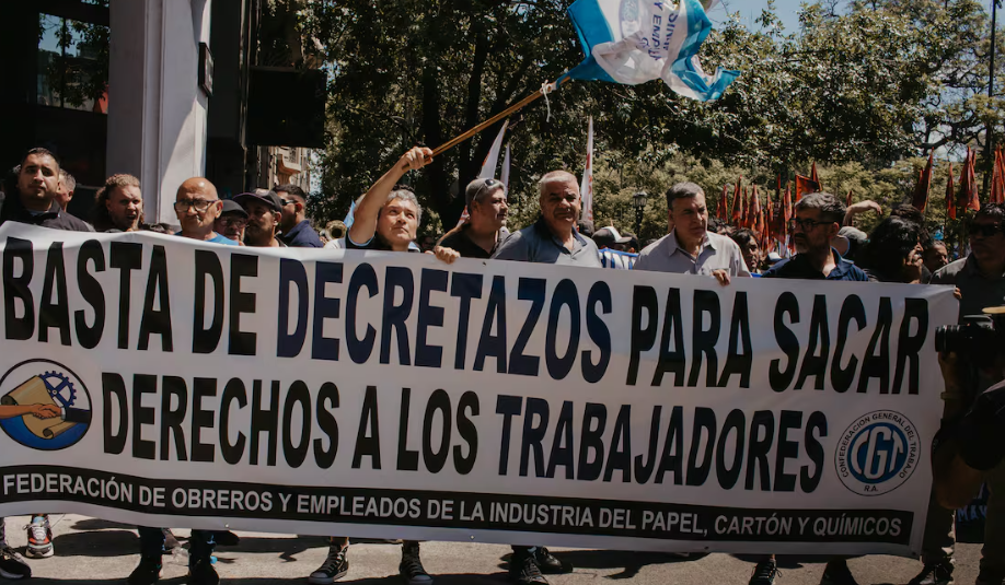 LOS APLAUDIDORES DE HOY SON GENTE DE BIEN