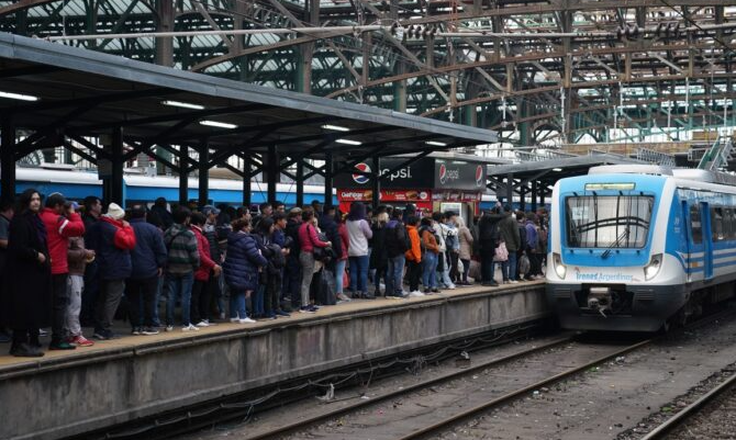 TRENES: SE DICTÓ LA CONCILIACIÓN OBLIGATORIA Y NO HABRÁ PARO ESTE MIÉRCOLES