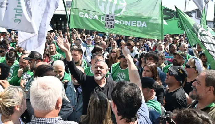 RODOLFO AGUIAR: “LES TENEMOS QUE TOMAR EXÁMENES A LOS TOPOS QUE QUIEREN DESTRUIR EL ESTADO”