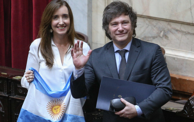 FRANCISCO PAOLTRONI: “QUIEREN BAJAR A VILLARRUEL PORQUE MIDE Y ES UNA AMENAZA”