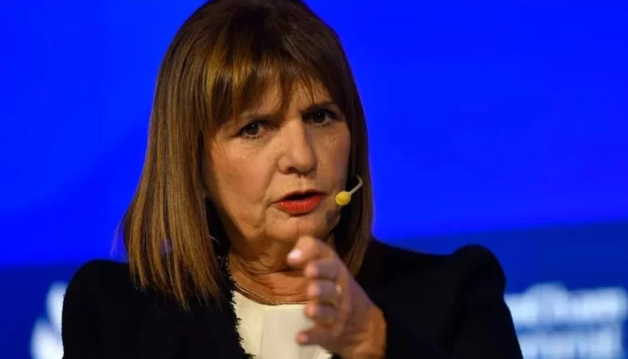 BULLRICH CRUZÓ A VILLARRUEL TRAS LA POLÉMICA CON MILEI POR LOS SUELDOS: “QUE SE DISCIPLINE”
