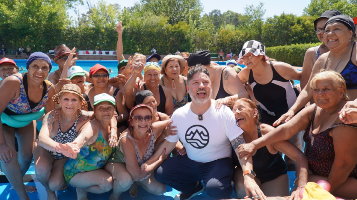 MERLO: GUSTAVO MENÉNDEZ VISITÓ LAS COLONIAS DE VERANO