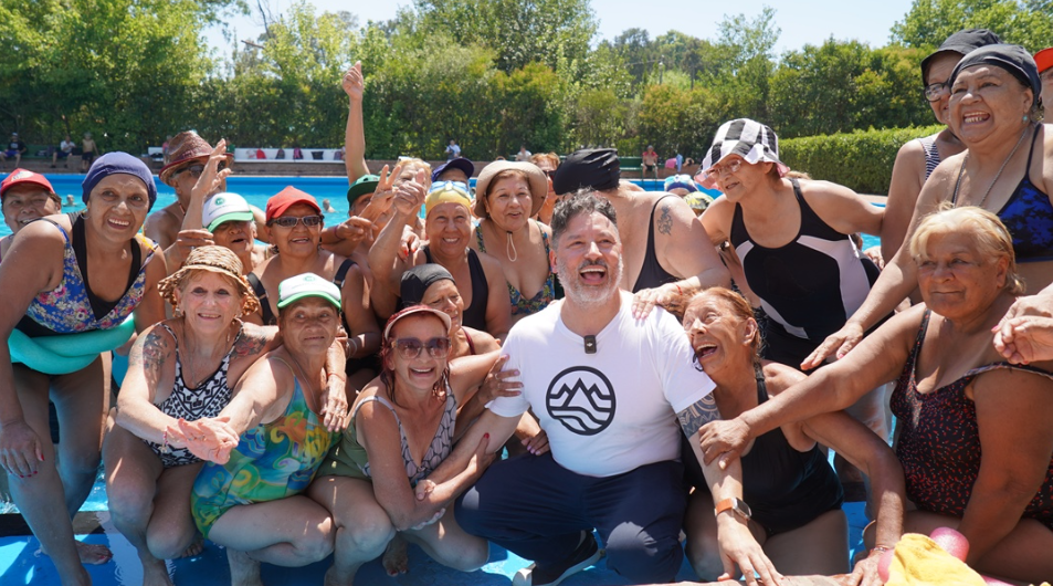 MERLO: GUSTAVO MENÉNDEZ VISITÓ LAS COLONIAS DE VERANO