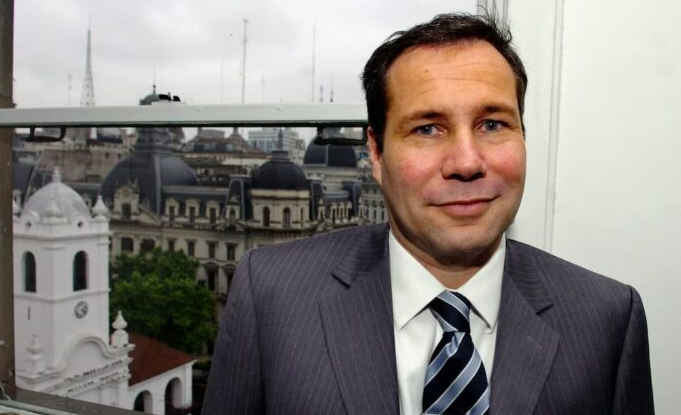 EL GOBIERNO RECORDÓ AL FISCAL ALBERTO NISMAN, “ASESINADO POR LO MÁS OSCURO DEL PODER”