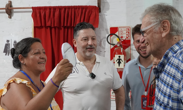 LENTES GRATUITOS PARA JUBILADOS MERLENSES: “HAY UNA POLÍTICA ACTIVA PARA LOS ADULTOS MAYORES”