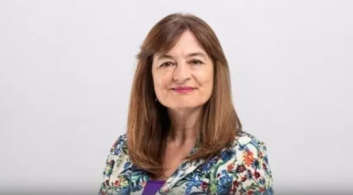 ESTELA DÍAZ CRUZÓ A CÚNEO LIBARONA: “RECOMIENDO UNA CLASE PARA DESASNAR A ESE BURRO”