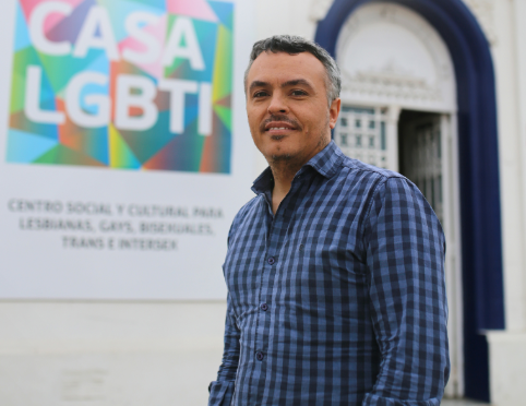 ESTEBAN PAULÓN: “HAY QUE CONSTITUIR UN CORDÓN DEMOCRÁTICO EN EL PARLAMENTO”