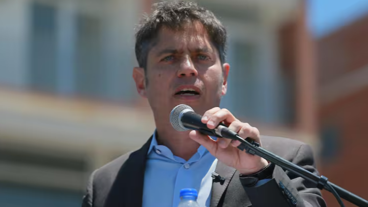 AXEL KICILLOF LE RESPONDIÓ A JAVIER MILEI: “CUANDO SE SALGA DEL CEPO HABRÁ DEVALUACIÓN”