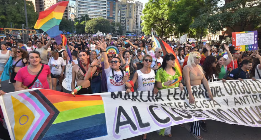 MARCHA, UN, DOS, TRES. VA