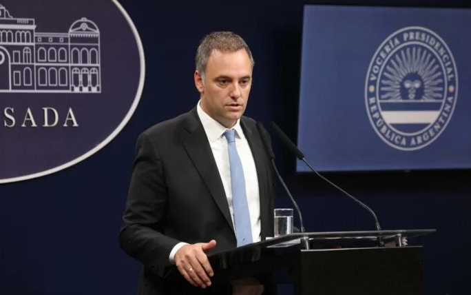 EL GOBIERNO PROHIBIÓ LOS TRATAMIENTOS DE HORMONIZACIÓN PARA MENORES DE 18 AÑOS