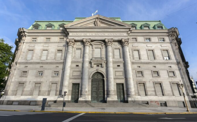 LA JUSTICIA FRENÓ LA TRANSFORMACIÓN DEL BANCO NACIÓN EN SOCIEDAD ANÓNIMA