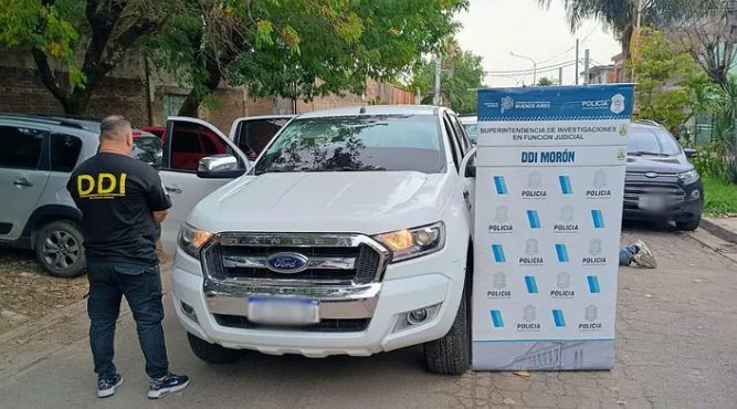 MORÓN: OPERATIVO DE SEGURIDAD DESARTICULÓ UNA BANDA DEDICADA AL ROBO DE CAMIONETAS